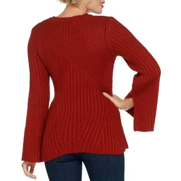 G.I.L.I. Red Bell Sleeve Tunic Rib Knit Detail Sweater Size Medium - Picture 2 of 8